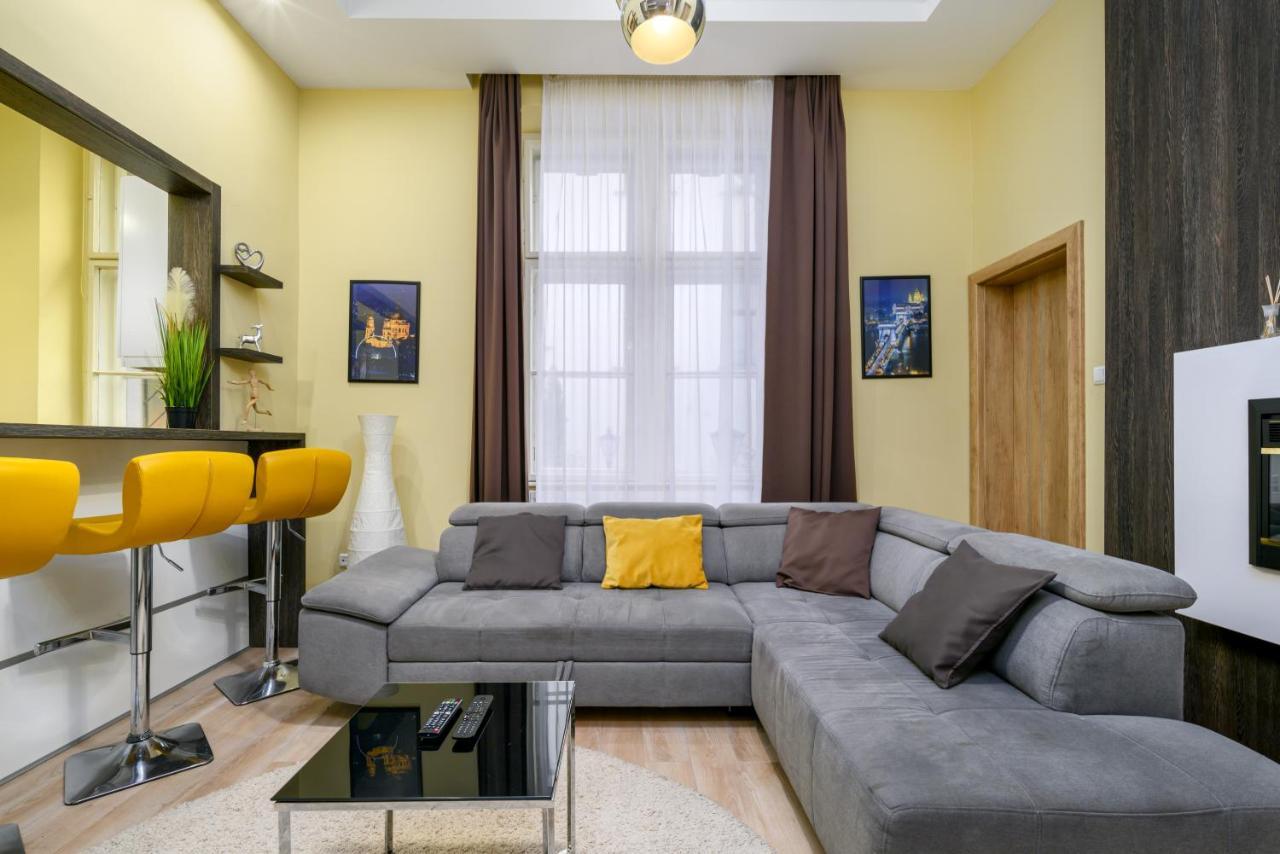 Downtown Deluxe-Two Bedroom Apartment With Sauna Budapest Exterior photo